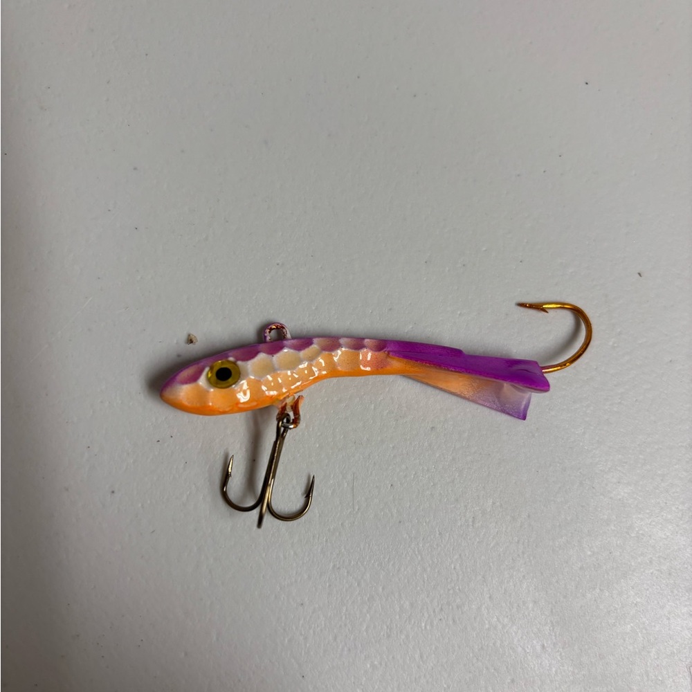 Custom Painted Shiver Minnow